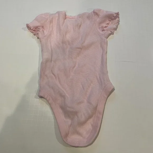 GAP Baby Henley Bodysuit in Light Pink Size 3-6 months - Picture 8 of 8